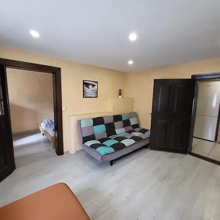 Charming Rock Apartman *