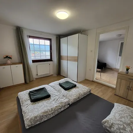 Under Rock Apartman Bled