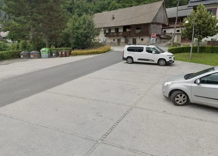 Charming Rock アパート